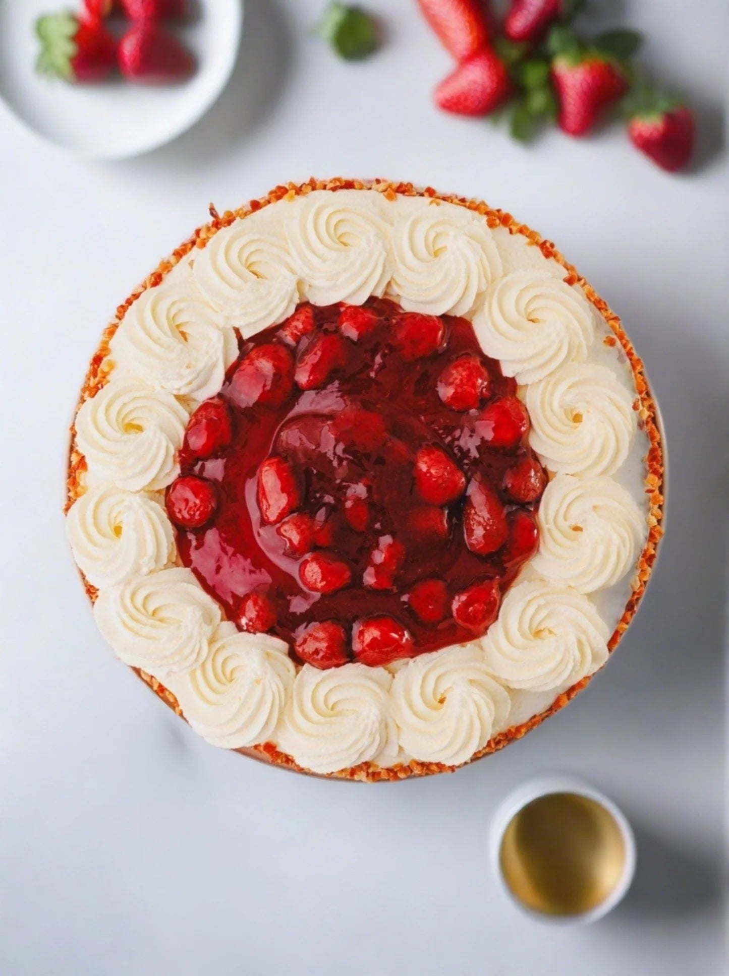 Classic Strawberry Gateau