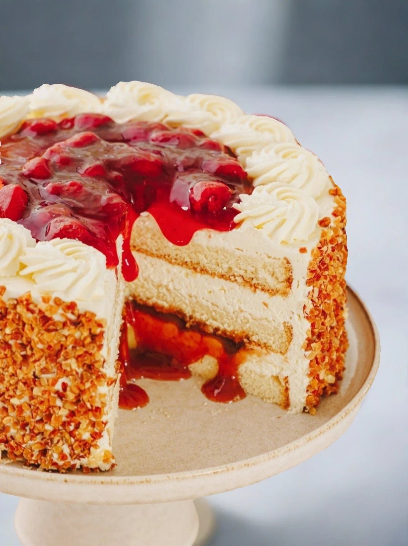 Classic Strawberry Gateau
